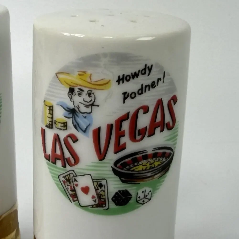 Vintage Las Vegas Howdy Podner Salt Pepper Shakers Gold Retro Souvenir Cowboy